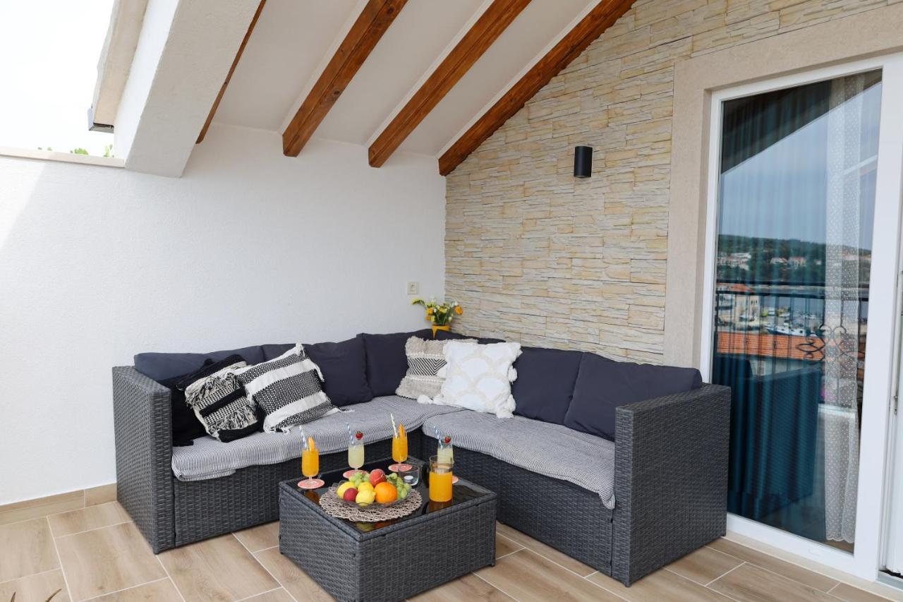 Holiday House Nono Сумартин Экстерьер фото